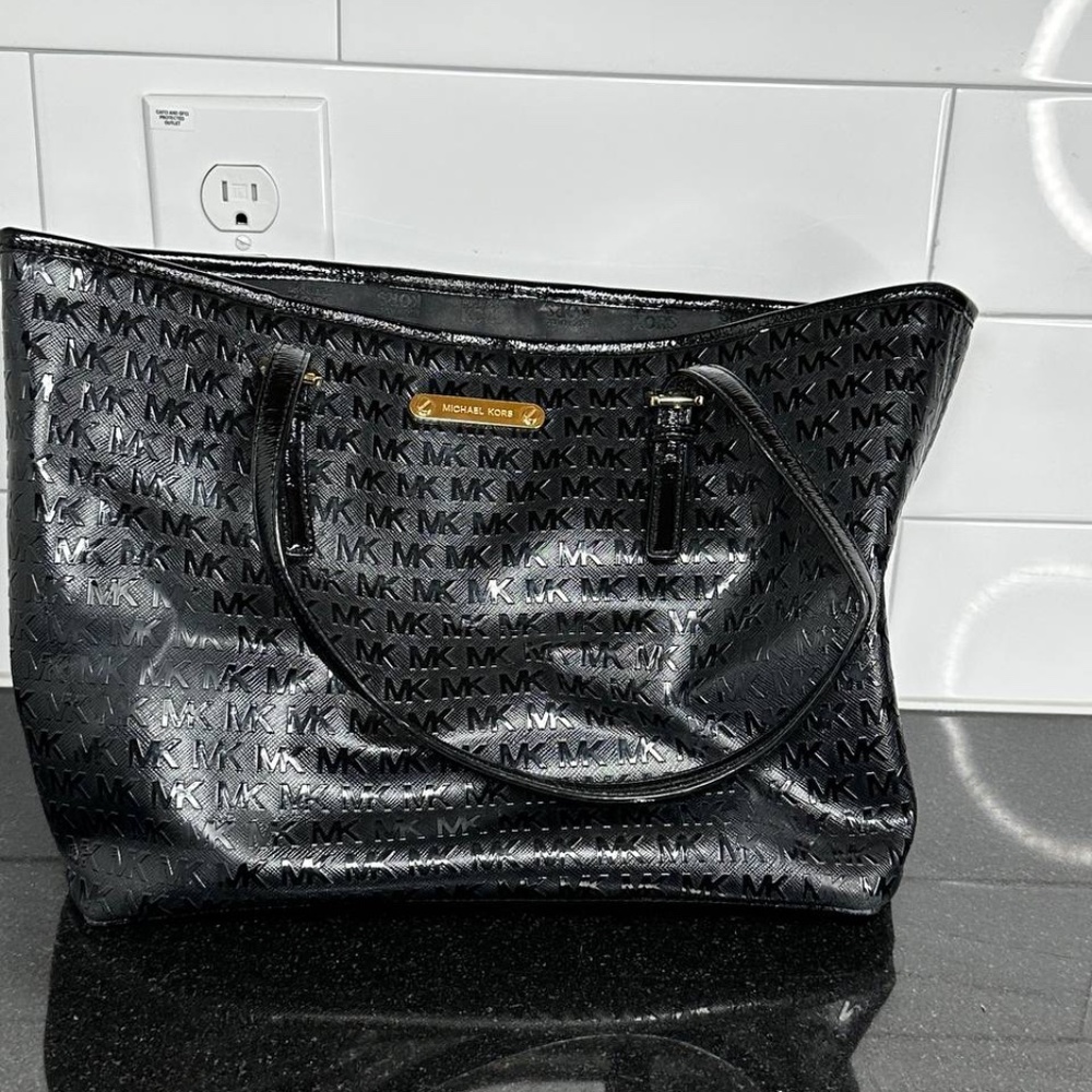 Michael Kors Shoulder Bag medium tote Handbag Black Pattern Fashion Style